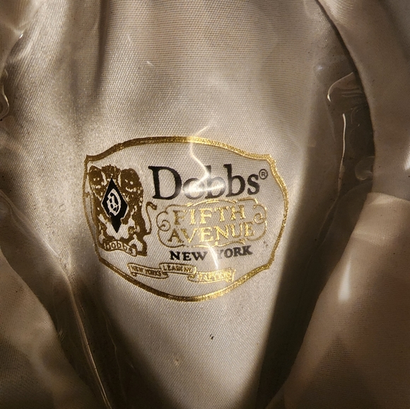 HAT Mens Preowned DOBBS  color Merlot size 7 3/4 with Hat Box - Picture 4 of 8